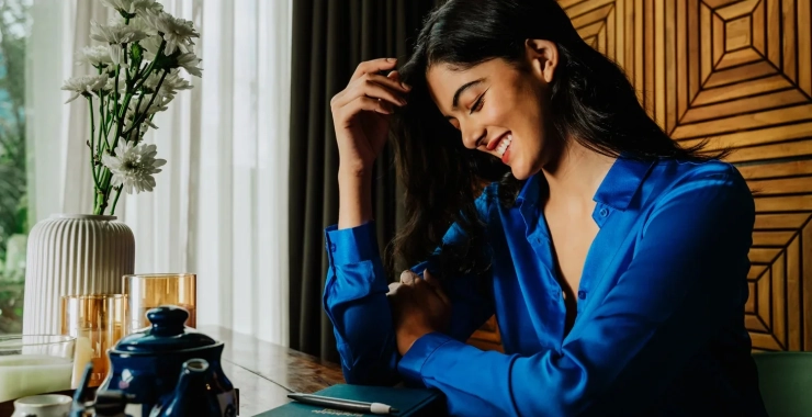 How to Choose the Perfect Silk Midi Dress That Combines Comfort and Elegance Effortlessly